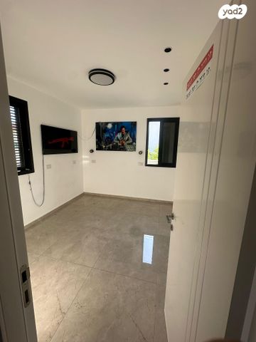 אבן גבירול 19