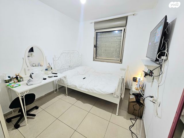 דירה, אורי צבי גרינברג 4, אזורי חן, גימל החדשה, תל אביב יפו