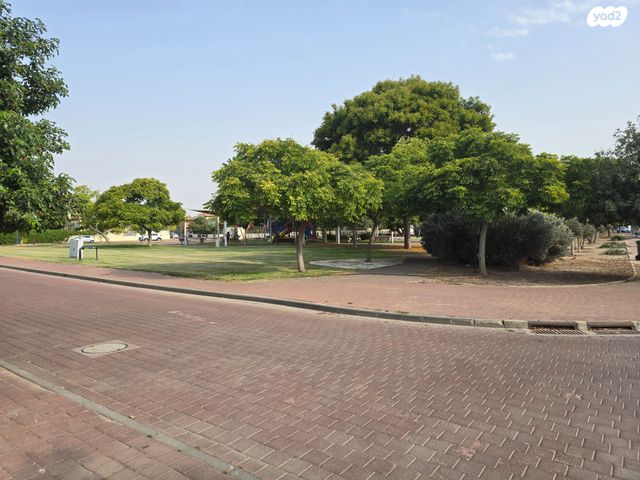 בית פרטי/ קוטג', גיאה