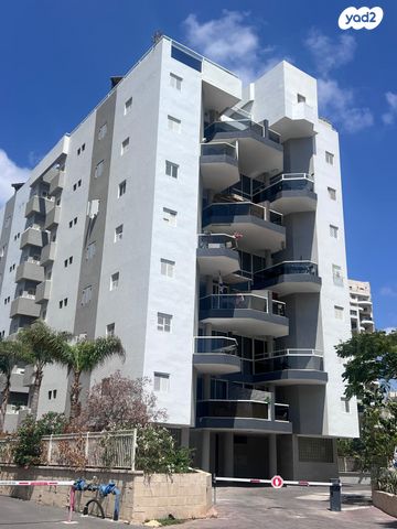 גג/ פנטהאוז, המרגנית 24, קרית אילון, חולון