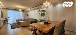 דו משפחתי, שערי תקווה