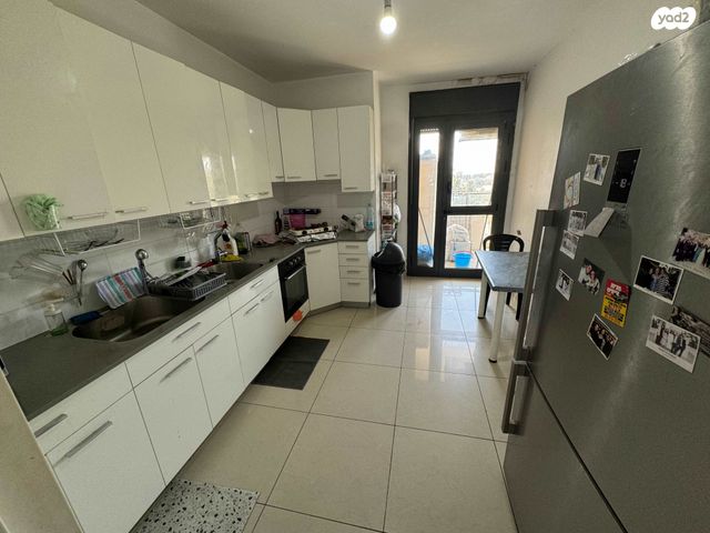 דירה, משה זילברג, בית וגן, ירושלים