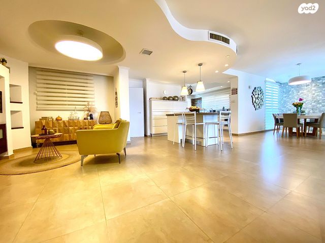 גג/ פנטהאוז, נאות שקמה, ראשון לציון