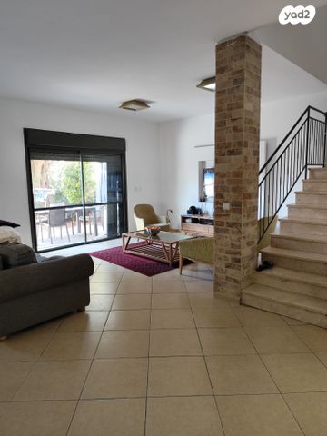 בית פרטי/ קוטג', מזכרת בתיה