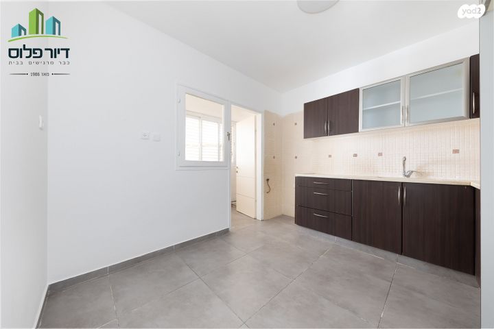 דירה, דרך ירושלים, היובל, שרונה, רחובות