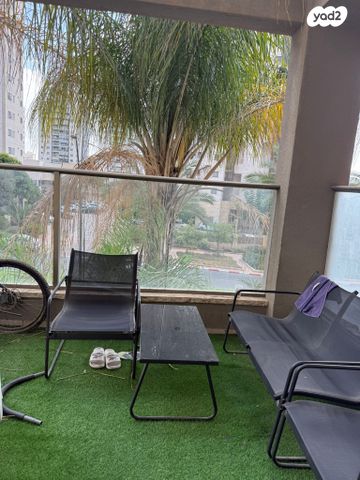 דירה, שדרות האלונים, פארק המושבה, באר יעקב