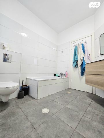 דירה, נתיבות