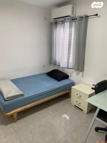 דירה, שכונה ב', באר שבע