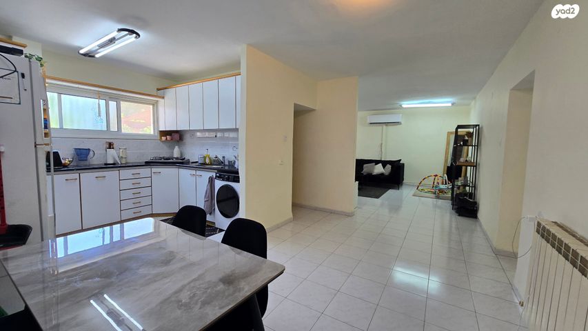 דירת גן, נץ, שאר העיר, צפת