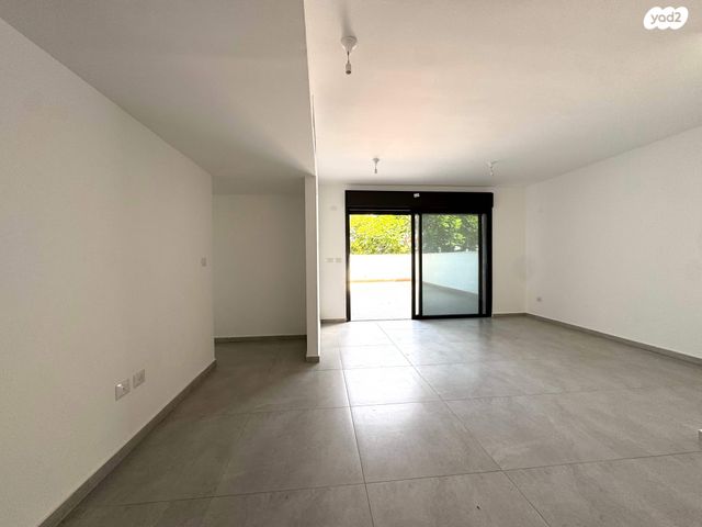 דירת גן, מרכז, כפר סבא