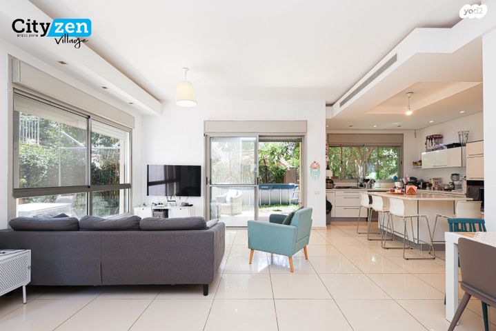 דירת גן, המושבה הירוקה, אבן יהודה