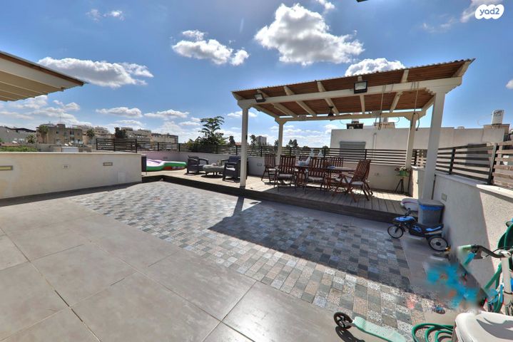 גג/ פנטהאוז