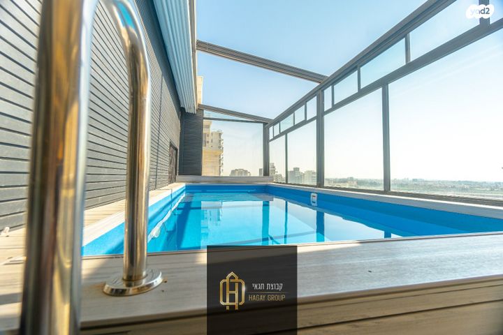 גג/ פנטהאוז, נופך 5, צמרות המושבה, באר יעקב