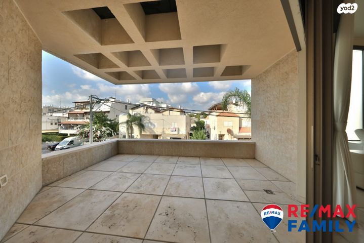 דו משפחתי, הרב קוק 31, מוצקין הותיקה, קרית מוצקין