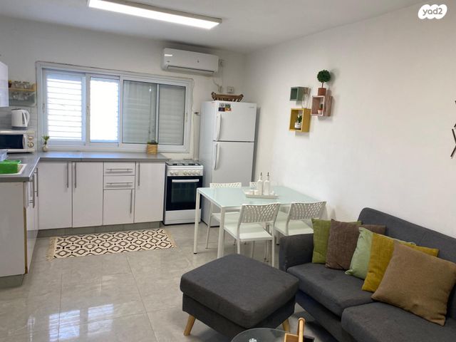 דירה, שכונה ב', באר שבע