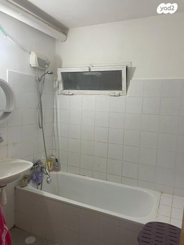 דירה, שכונה י"א, באר שבע