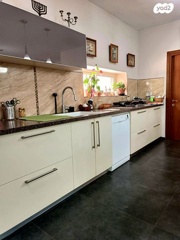 דירה, ויגודסקי, רמב"ם, ראשון לציון