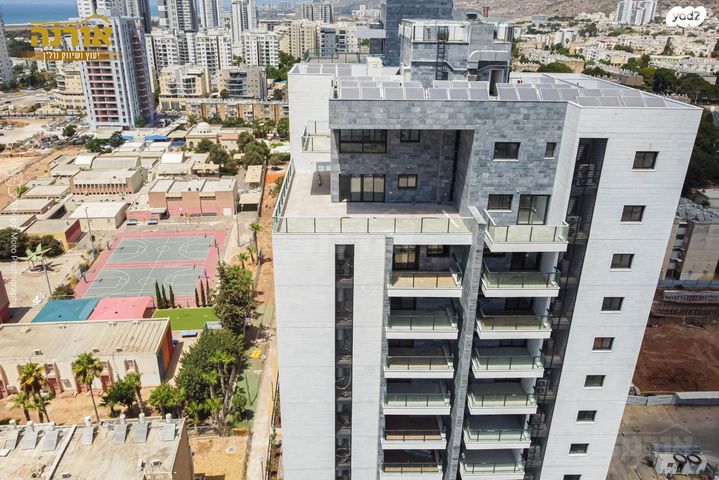 גג/ פנטהאוז, הכלניות, טירת כרמל