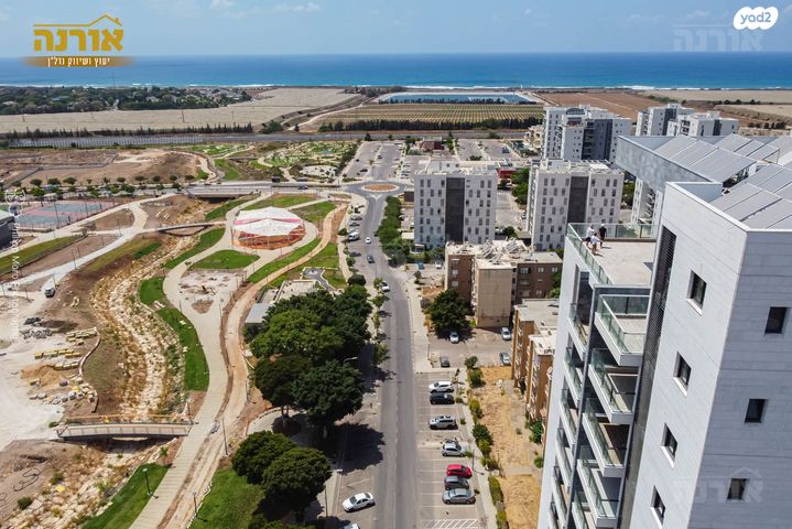 גג/ פנטהאוז, הכלניות, טירת כרמל