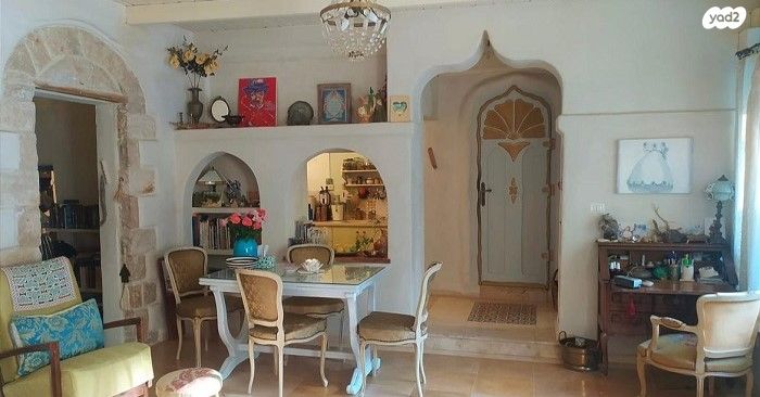 בית פרטי/ קוטג', ראש פינה