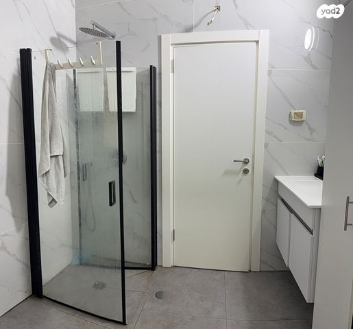 דירה, שדרות האלונים, פארק המושבה, באר יעקב