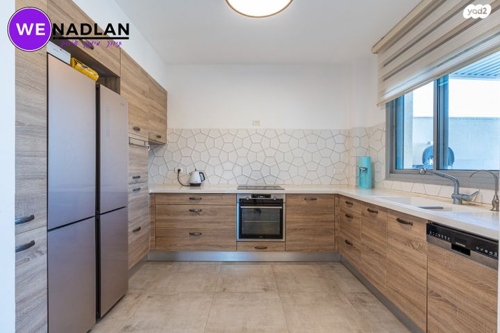 דירת גן, שוהם 62, אבני חן, חריש