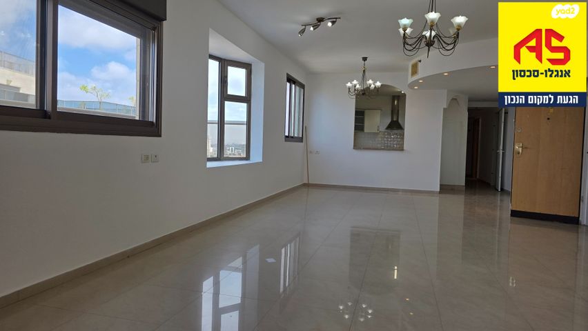 דירה, נוף הטיילת, נתניה