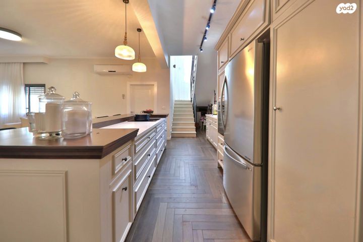 גג/ פנטהאוז, חיפה