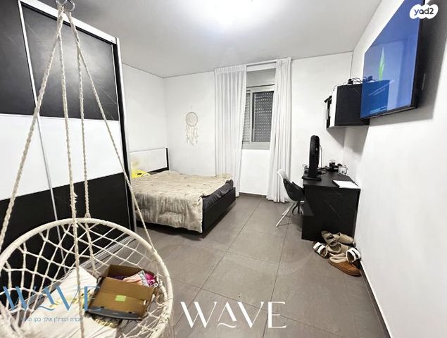 דירה, האגמית, החותרים, טירת כרמל