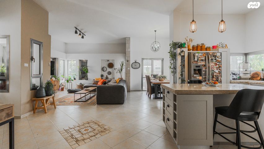 בית פרטי/ קוטג', מיתר / כרמית