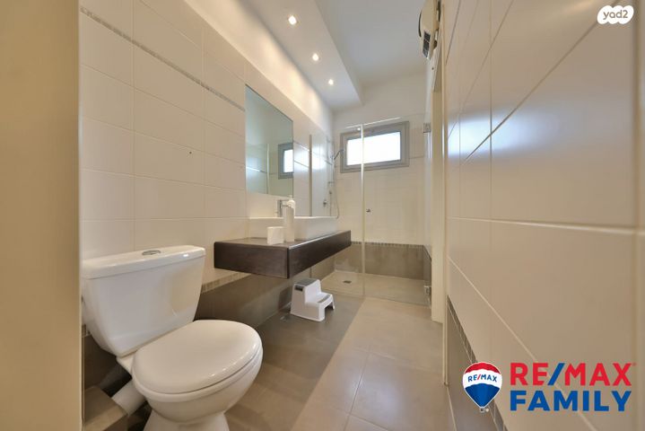 דו משפחתי, הרב קוק 31, מוצקין הותיקה, קרית מוצקין