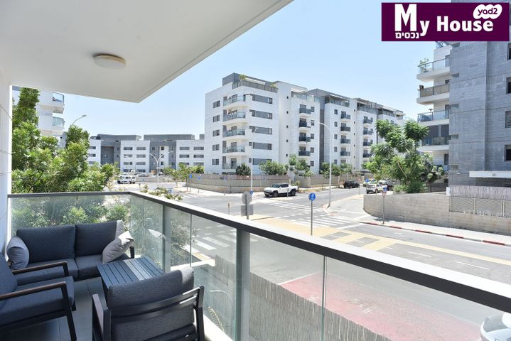 דירה, גדרה מזרח, גדרה