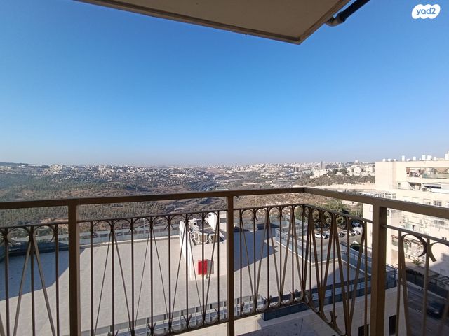 דירה, הרב פנחס קהתי, אזור תעשיה גבעת שאול, ירושלים