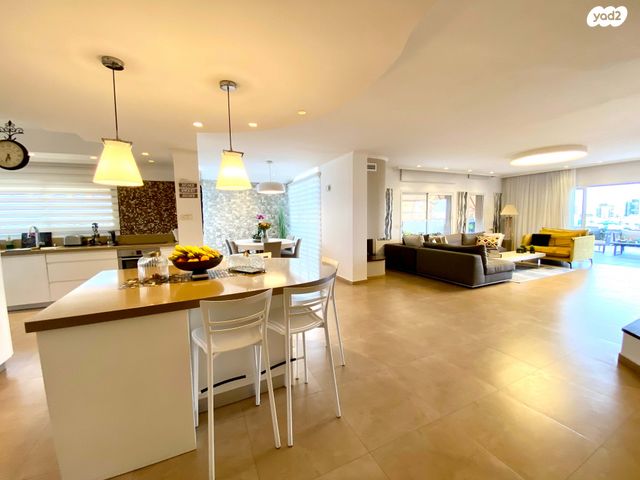 גג/ פנטהאוז, נאות שקמה, ראשון לציון