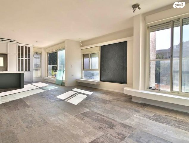 דופלקס, קרית חיים מזרחית, חיפה