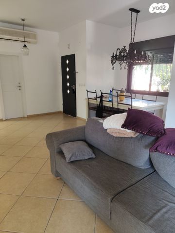 בית פרטי/ קוטג', מזכרת בתיה