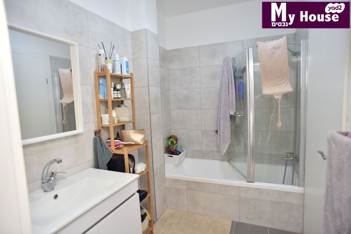 דירה, גדרה מזרח, גדרה