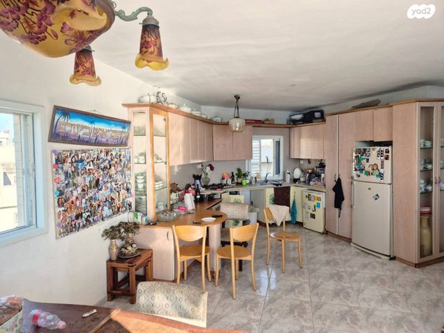 דירה, דרך בן גוריון, בת ים