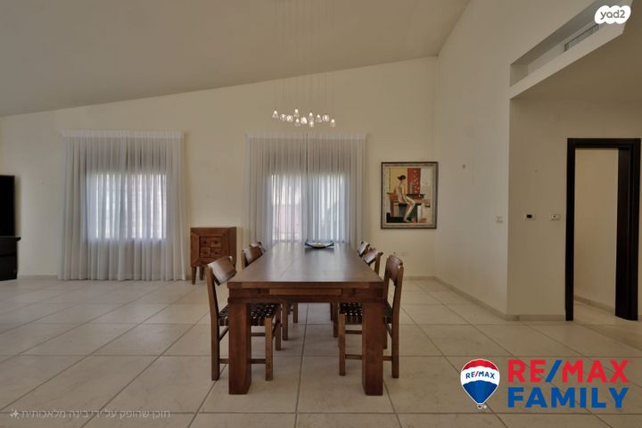 דו משפחתי, הרב קוק 31, מוצקין הותיקה, קרית מוצקין