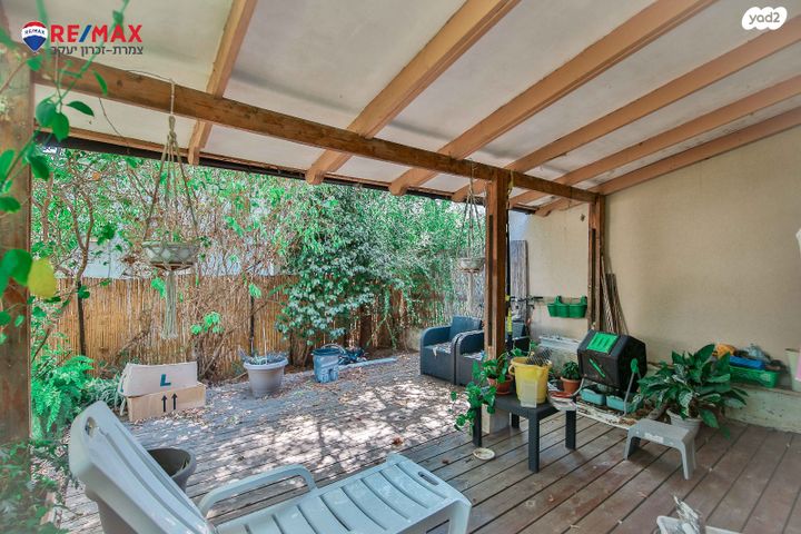 דו משפחתי, טרומפלדור, נווה רמז, זכרון יעקב