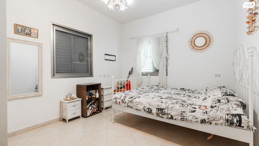 בית פרטי/ קוטג', מיתר / כרמית