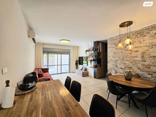 דירה, נתיבות