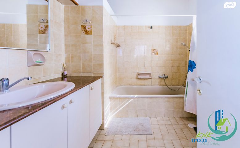 דירה, חיים כהן, פתח תקווה