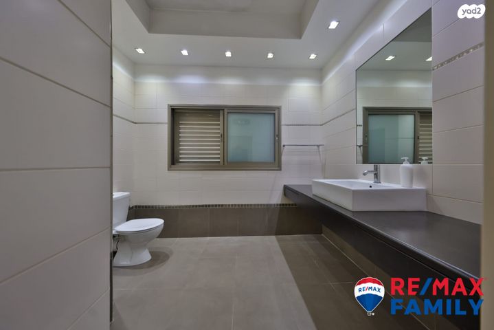 דו משפחתי, הרב קוק 31, מוצקין הותיקה, קרית מוצקין