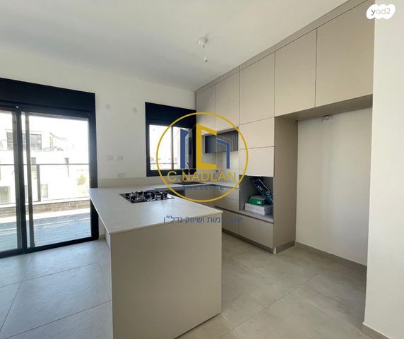 דירה, נווה זמר, רעננה