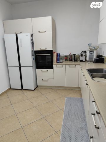 בית פרטי/ קוטג', מזכרת בתיה