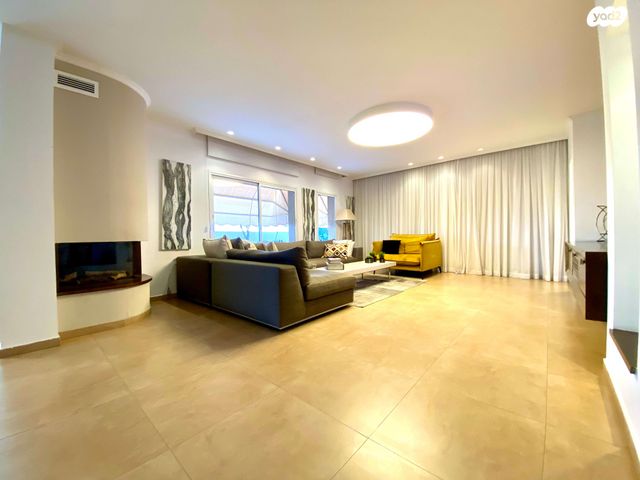 גג/ פנטהאוז, נאות שקמה, ראשון לציון