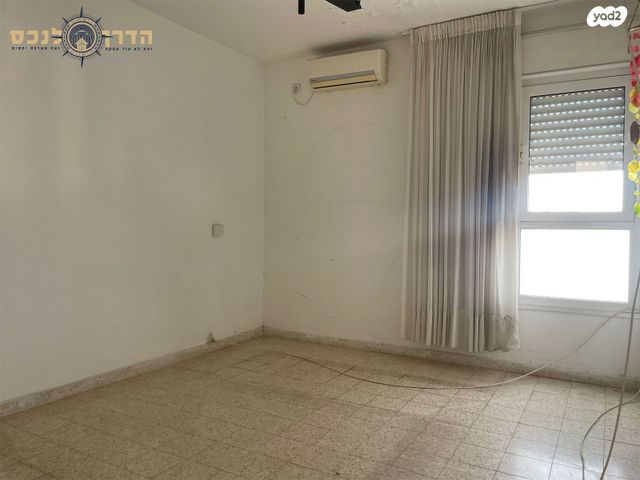 דירה, מבוא המלך עומרי, רובע י"ג, אשדוד