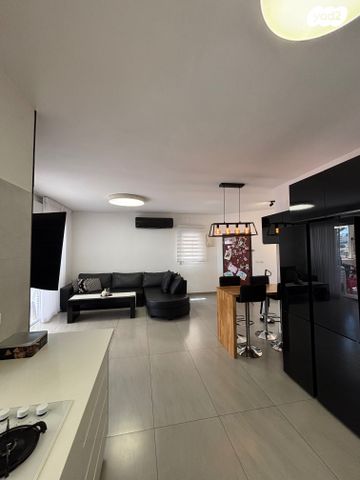 דירה, מעלה אדומים