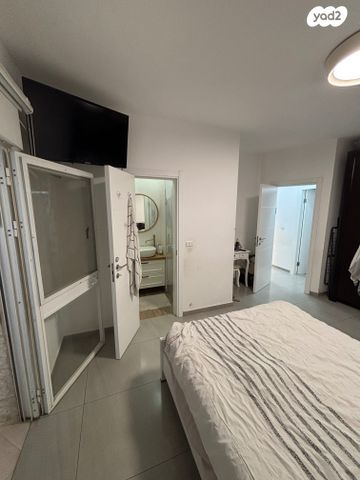 דירה, מעלה אדומים